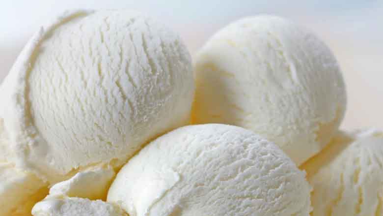 Vanilla IceCream Scoops 780