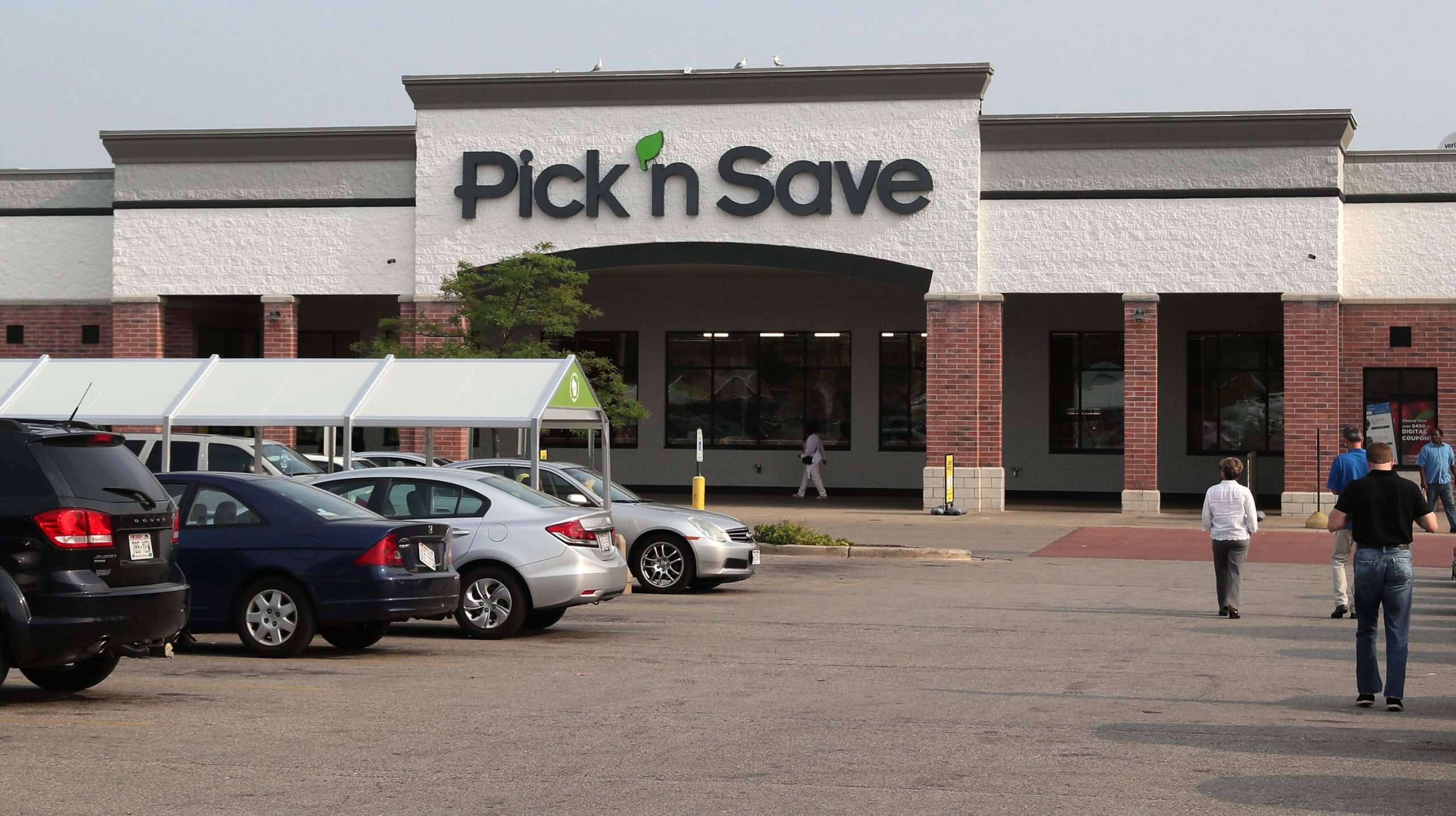 0ea55731 c82a 447a 885c f13318bdad2d PickNSave scaled
