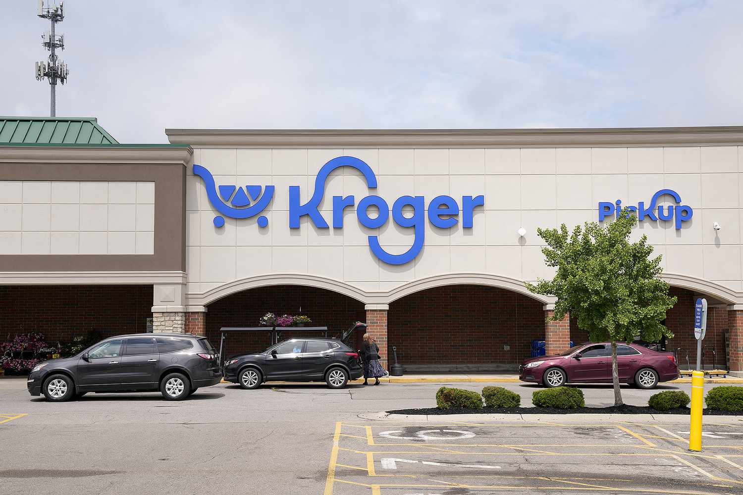 Kroger to Close 60 Stores 062125 01 abce9ec2c185419fabd2ac65c8603405