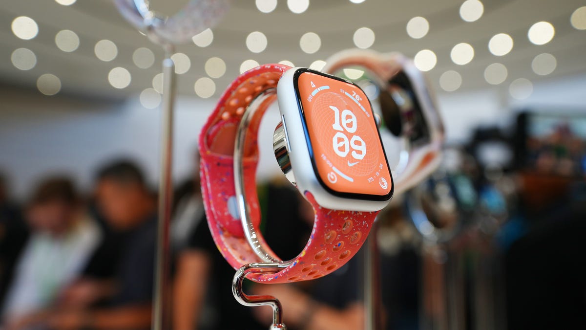 apple watch series 9 close up