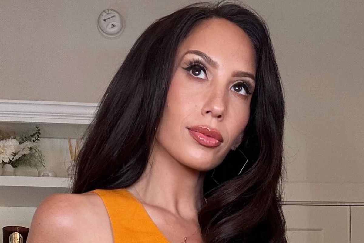 cheryl burke 1 060925 e2d1b7c3c0324c00b09299ccec009e68