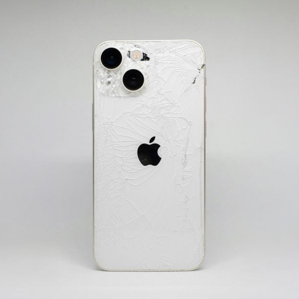 cracked iphone hero dezeen 2364 col 0 600x600 1