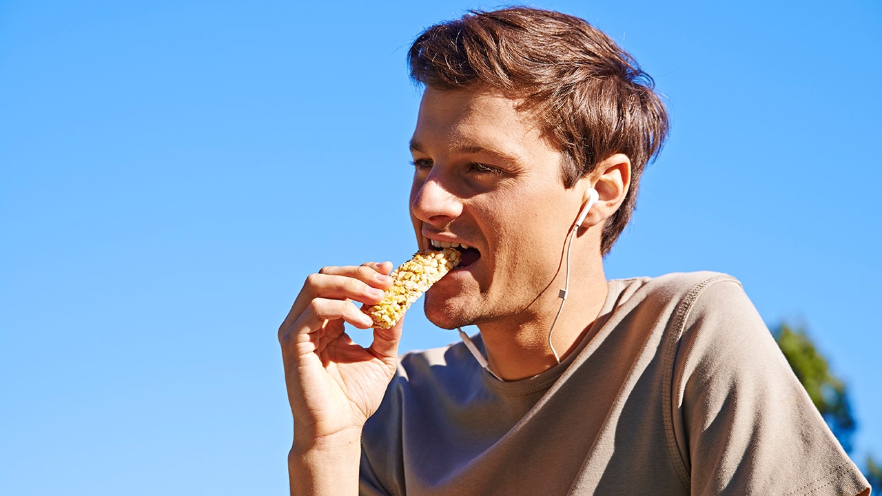granola bar getty