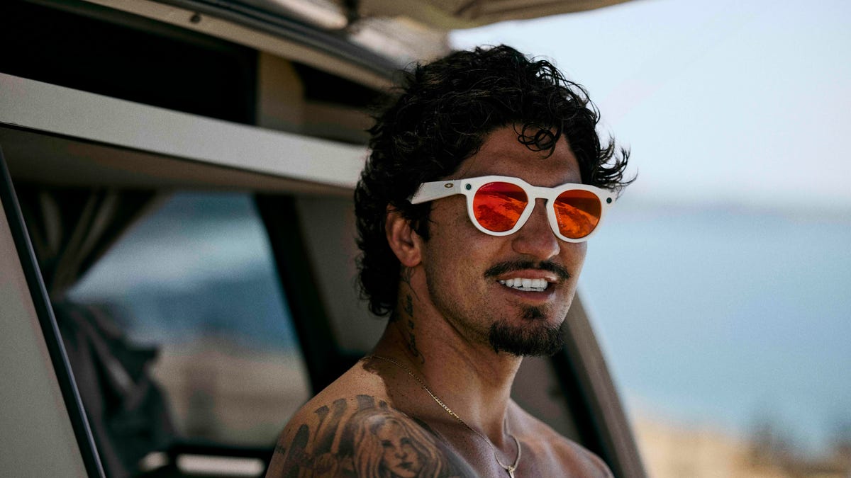 oakley meta hstn gabriel medina 1