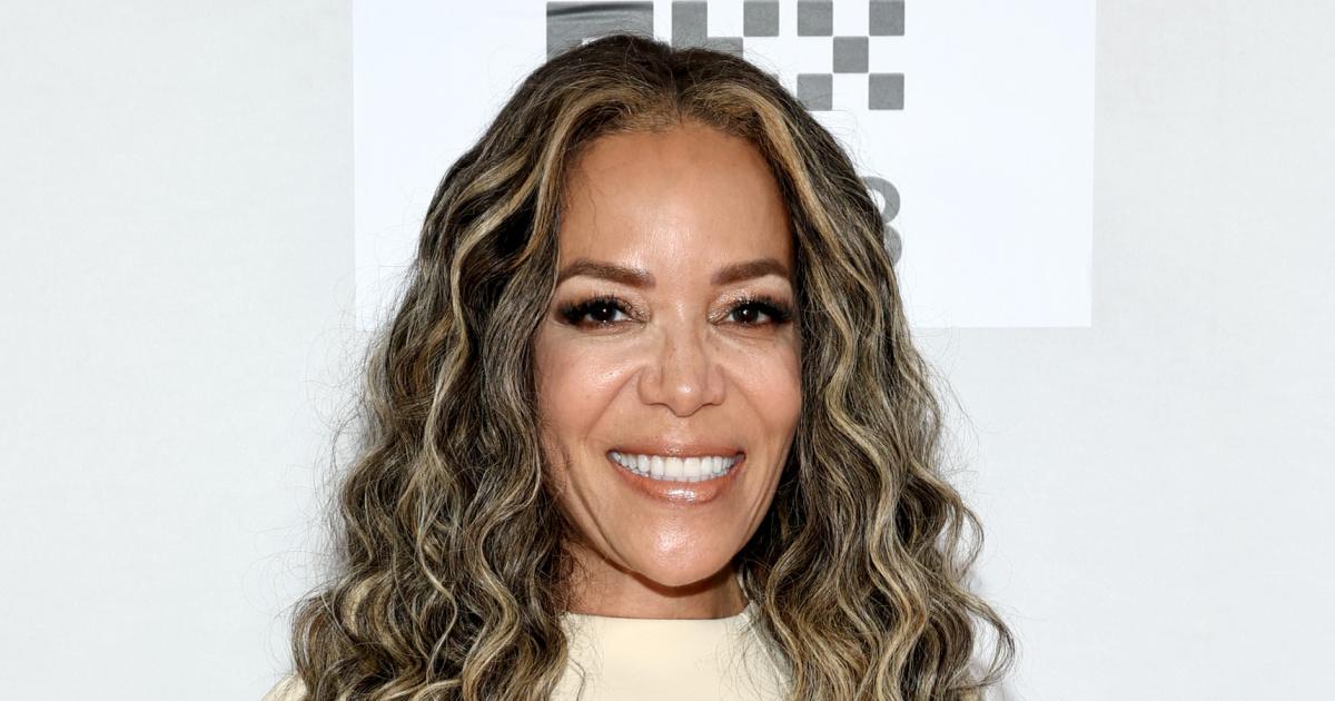 sunny hostin 2219850711