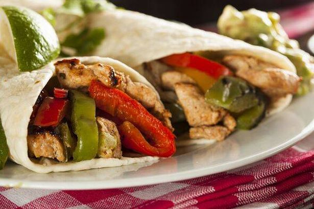 0 Homemade Chicken Fajitas with Vegetables and TortillasRomania