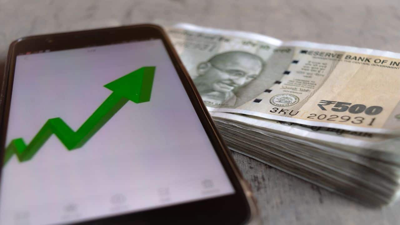 20250215043505 rupeegain dollar