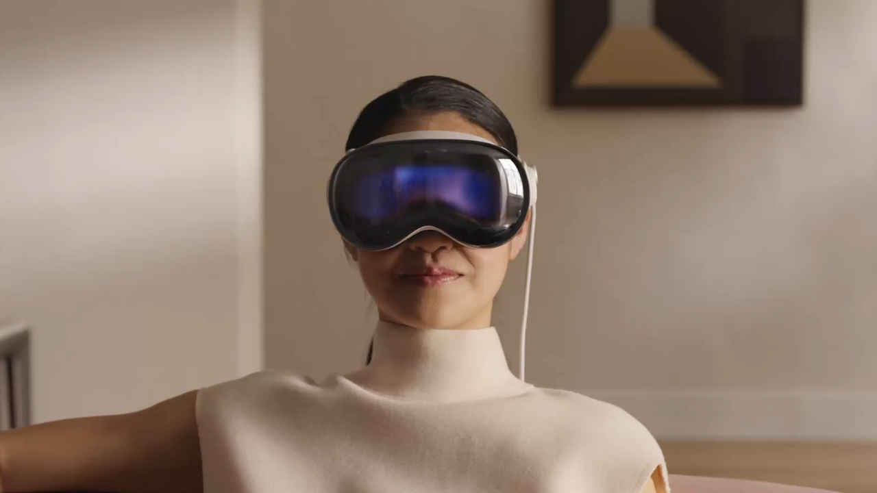 Apple Vision Pro 2024