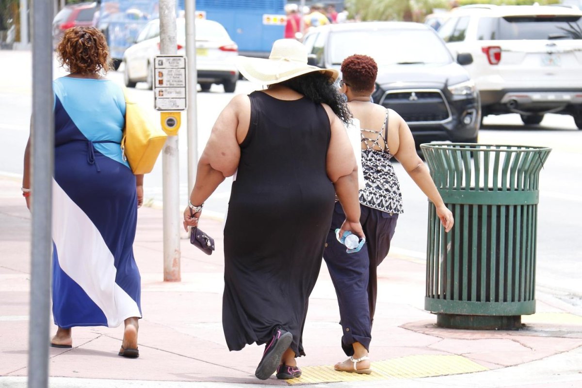 Excess weight hikes risk of health double whammy among older women