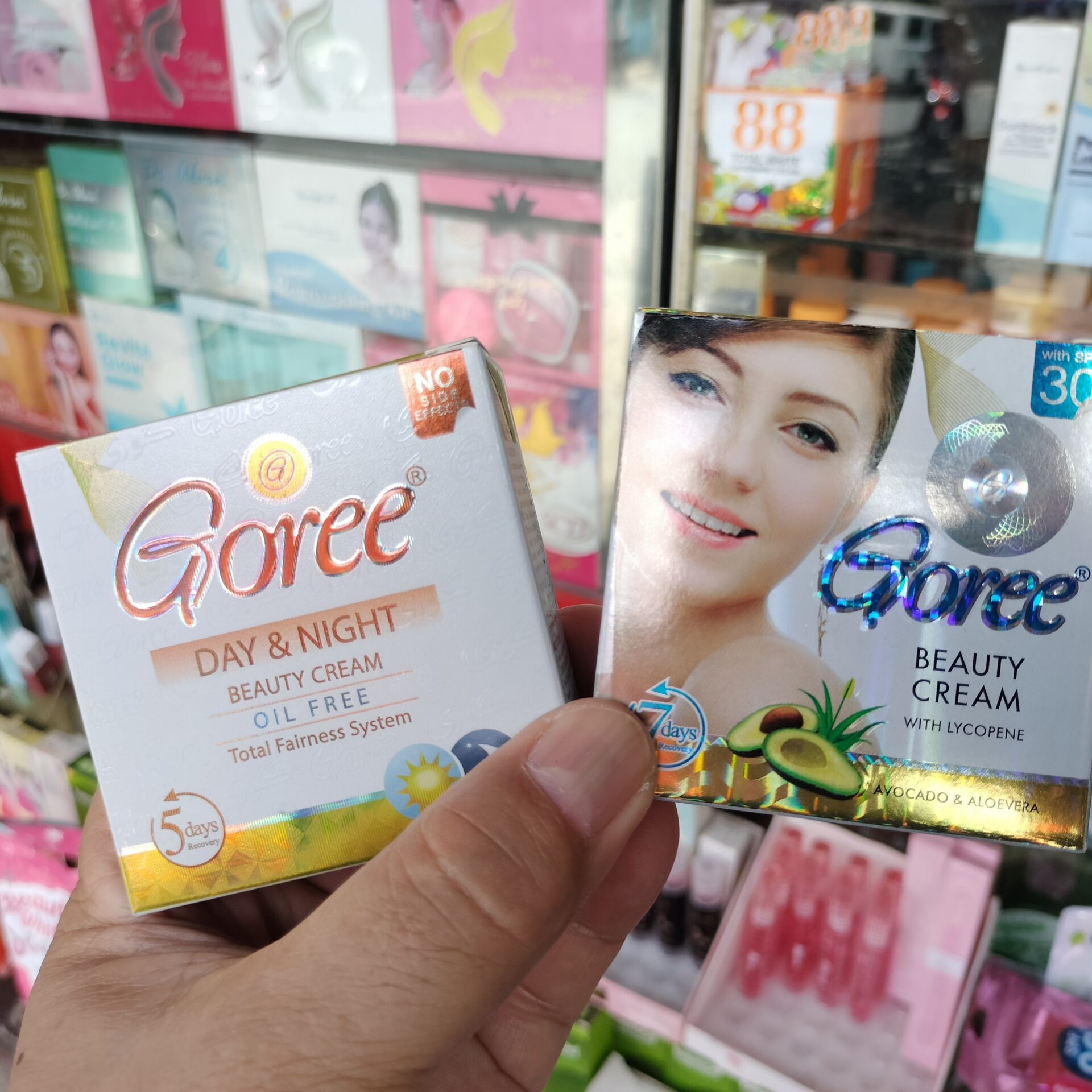 These Goree facial creams for whitening the skin are sold in Payatas Quezon City despite being banned by the FDA since 2017 for containing toxic mercury