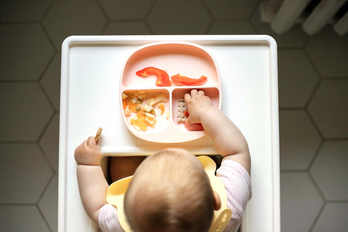 baby eating
