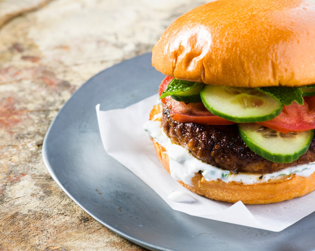 sjm eet Indian Spiced Pork Burgers 231369934