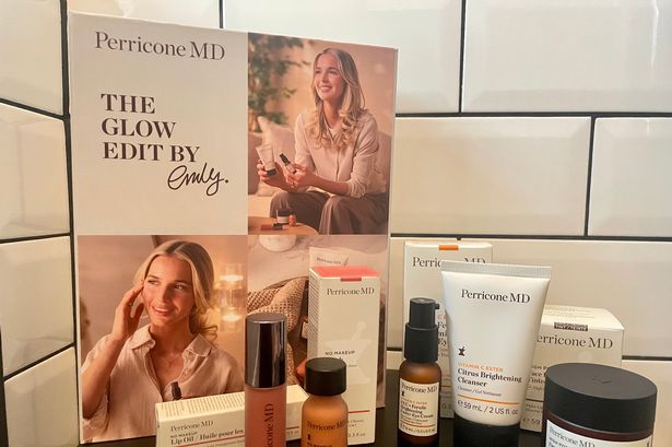 0 Emily English box review