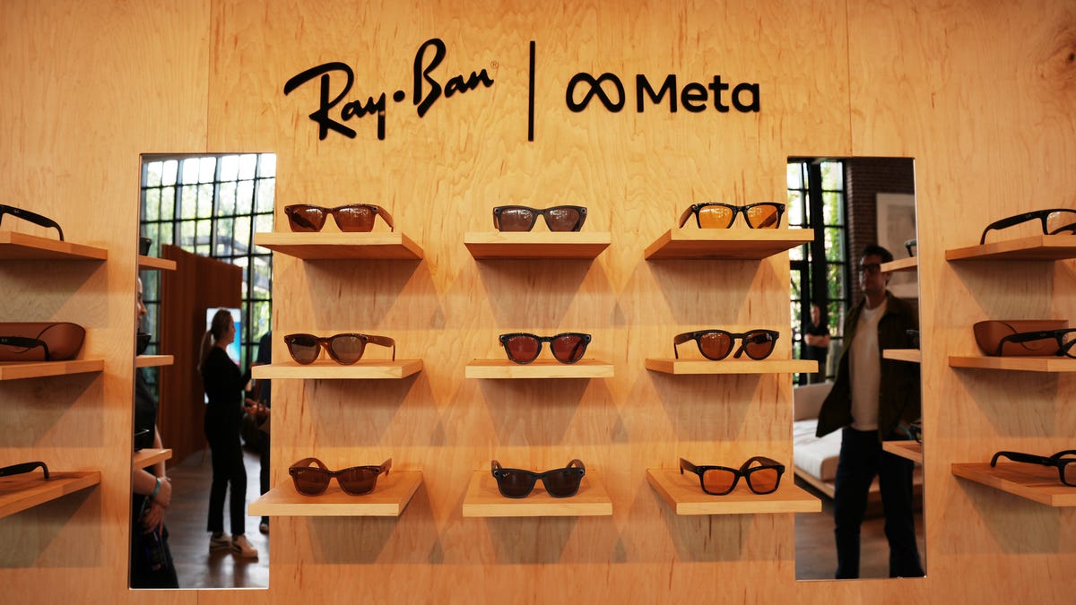 ray ban smart glasses