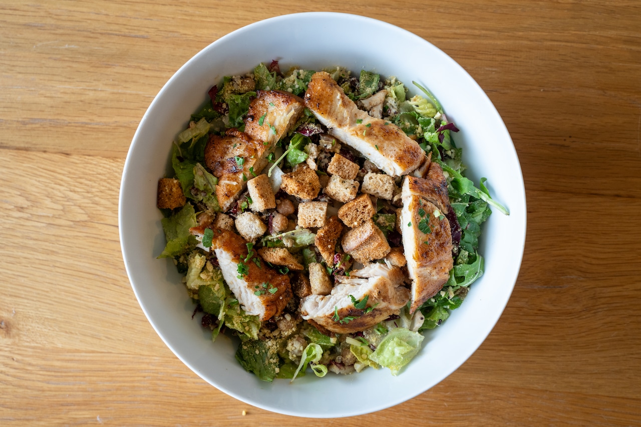 N.J. vegan restaurant puts meat on menu to save business. Customers have beef. 3 7TUVTVCLMJHSPMQAPOITBQLRGI