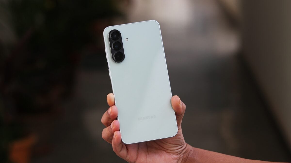 Galaxy A56 review Design 5 1200x675 1