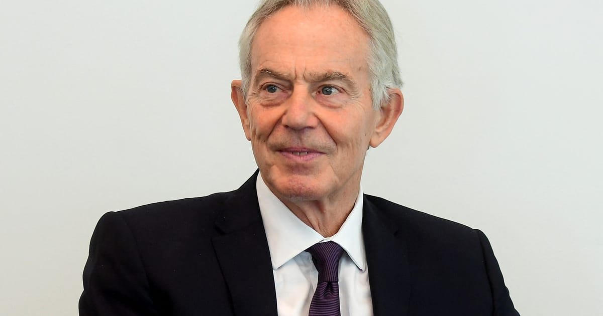 UK must speed up net-zero aviation, says Tony Blair - politico.eu 1 GettyImages 2242216570 scaled 1
