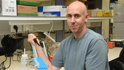 SJHO3mnebe 0 95 3000 1688 0 large