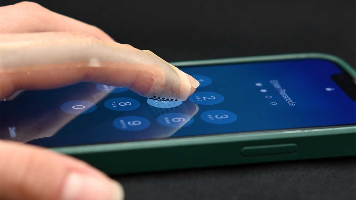 finger werable smartphone