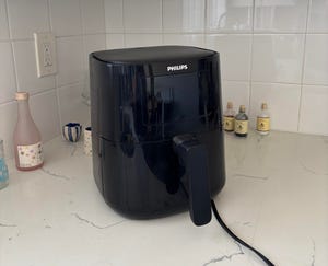 Am I Eating Plastic? 4 Kitchen Items That May Be Filling My Food With Microplastics 5 microplastic kitchen 6