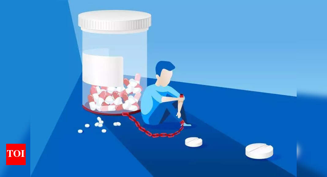 No shortage of essential drugs in govt hosps: Health minister 5 photo 16