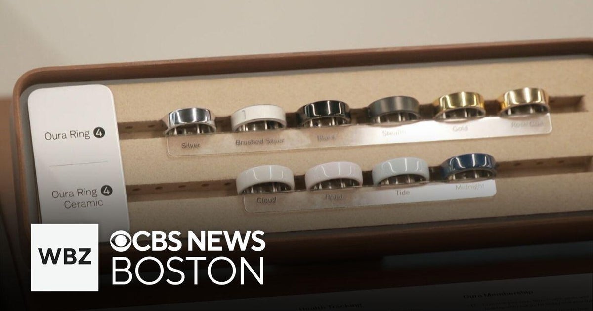 Wearable wellness technology trending among Americans for Christmas 2025 - CBS News 4 f61cfed0f68d33dc9bb640a31a0787ba