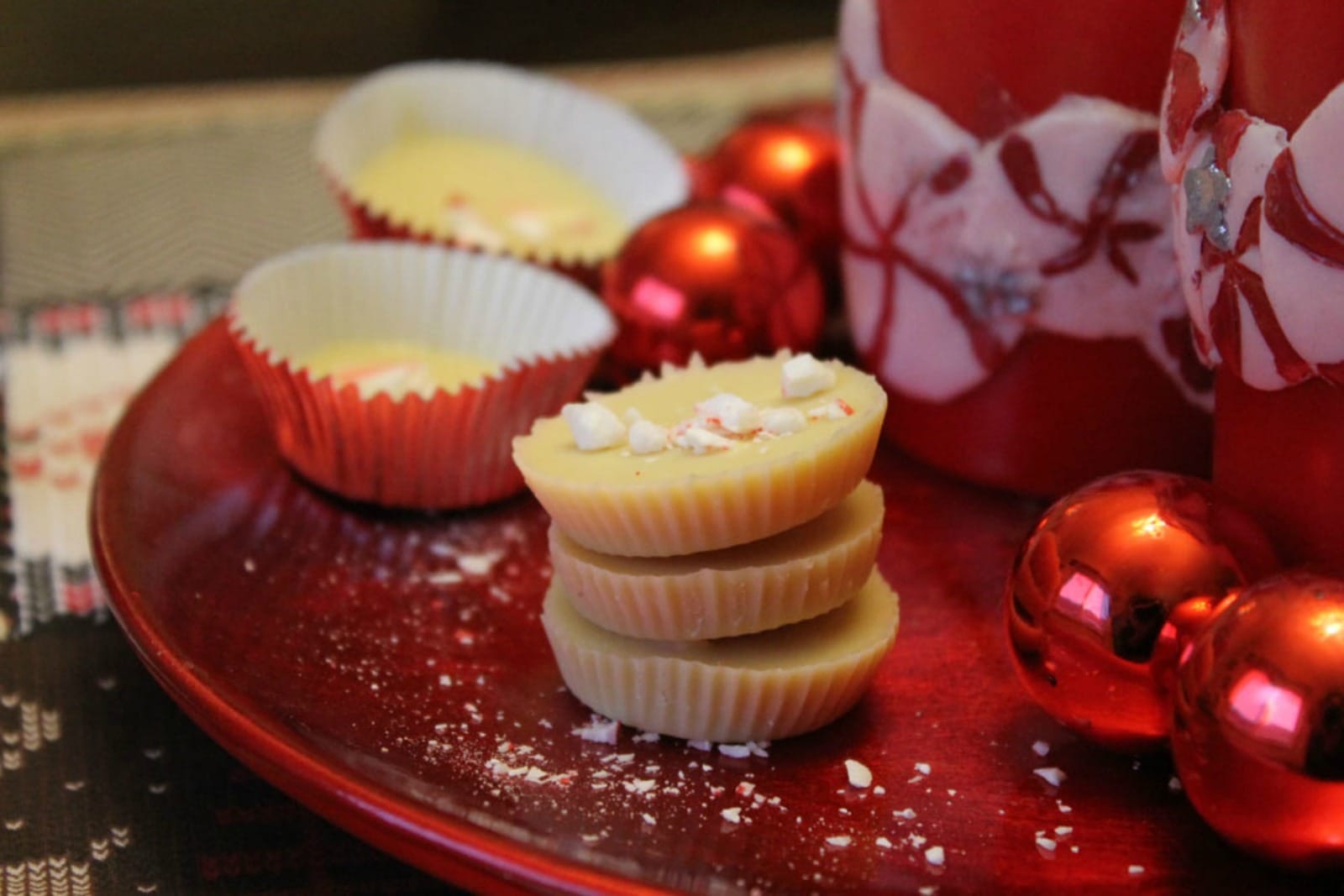white chocolate candy cane cups wide 1