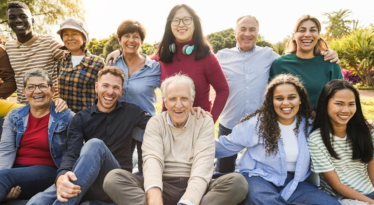 The average income of Americans by age in 2026. Are you keeping up or falling behind? 1 279c40bedd6f6c1eaa130b5f55c0a9dc