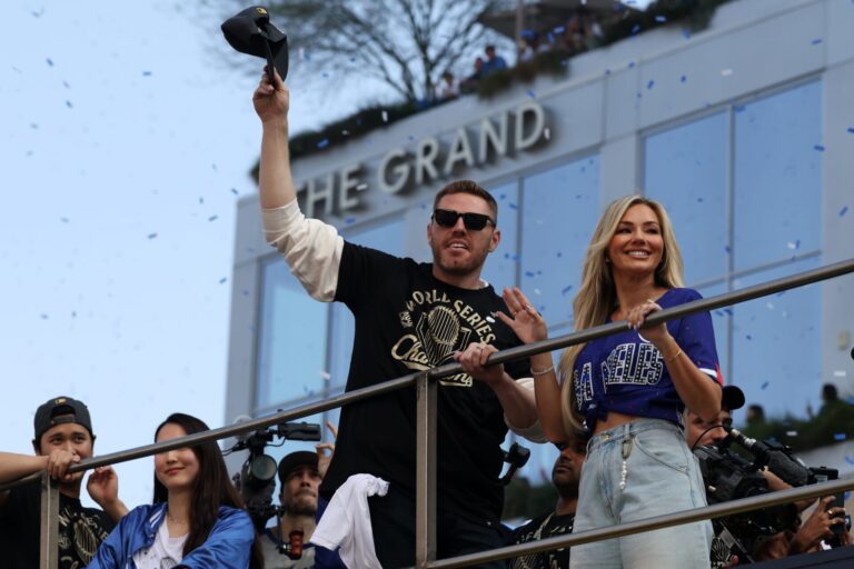 85c89be2210c9b7cd3dc4f84bea1b1e4