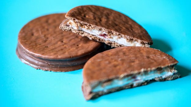 How ultra-processed foods affect our gut microbiome - BBC 1 p0n2c8nm