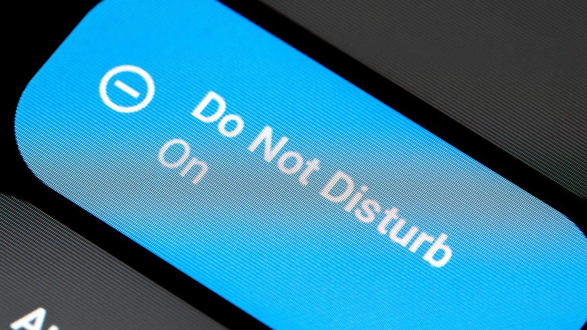 phone on do not disturb