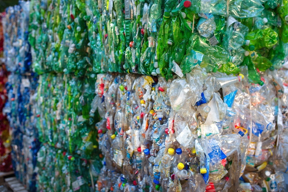 Researchers challenge misleading language around plastic waste solutions - Innovation News Network 2 shutterstock 2494057293