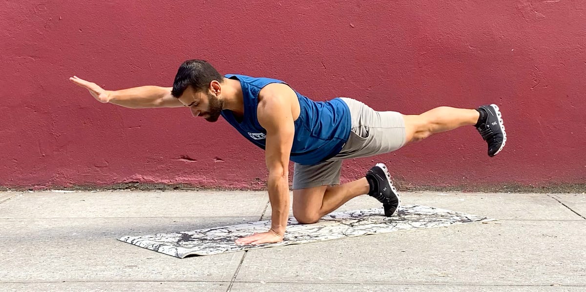 Your Slouching Days Are Over: 6 Moves to Transform Your Core and Cycling Posture - bicycling.com 4 2020 bicycling weekendworkouts ep38 strongcore jc v04 index 1605708047