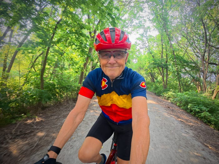 Im 77, and I discovered my love for running while serving in Vietnam. Now I work out 7 days a week. 2 69b2ea94a96e437d6eb836d3