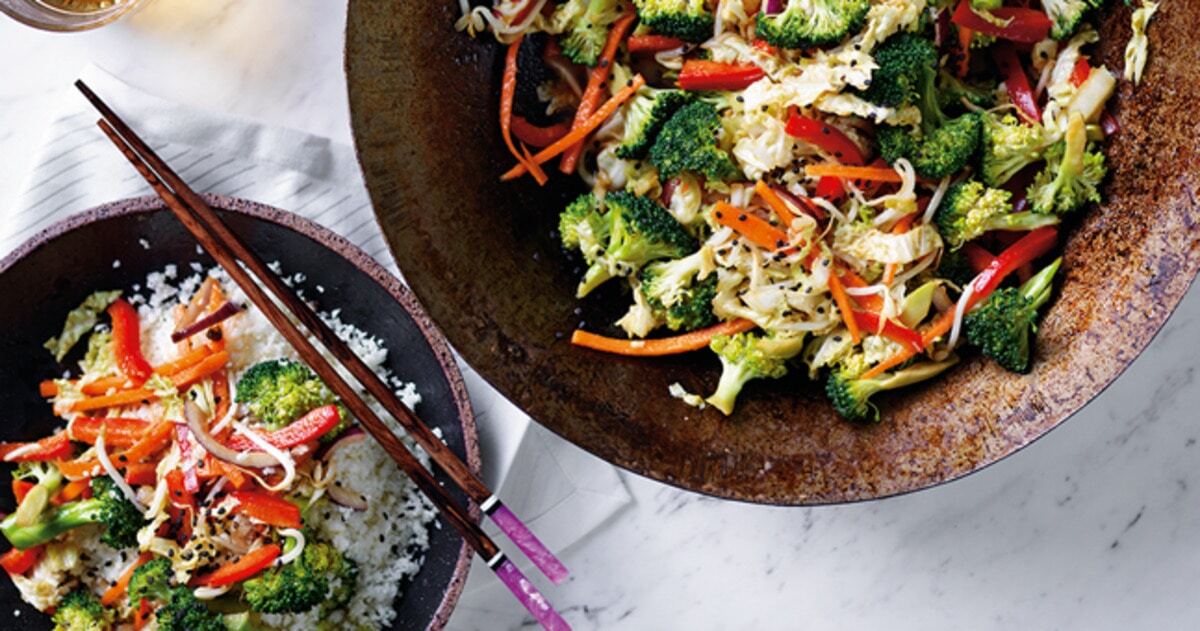 Raw Coconut Cauliflower Stir-Fry in Zesty Lime Dressing 1 VegNews.RawCoconutCauliflowerStirFry.MazValcorza