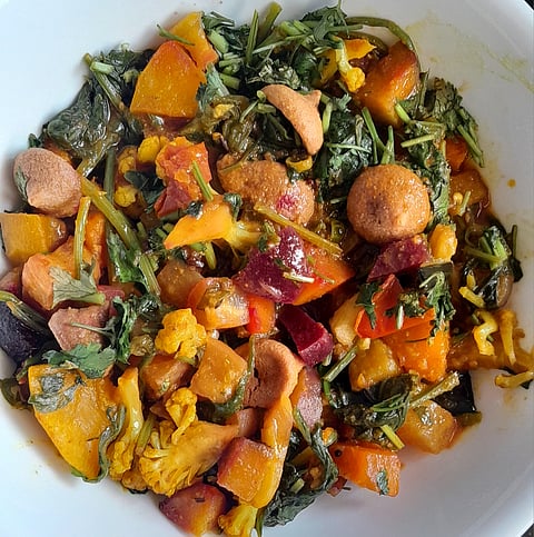 downtoearth2F2026 03 082Fj6kf1czv2FShaaker Jhol A winter vegetable symphony Indrani Bhattacharya