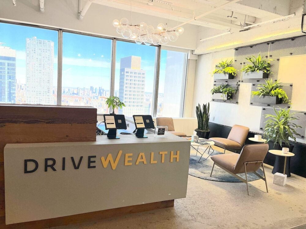 drivewealth 1000x750 1