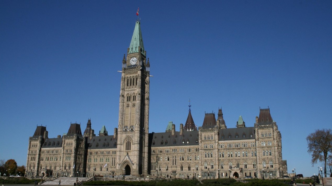 treinsch canada 301426 1280