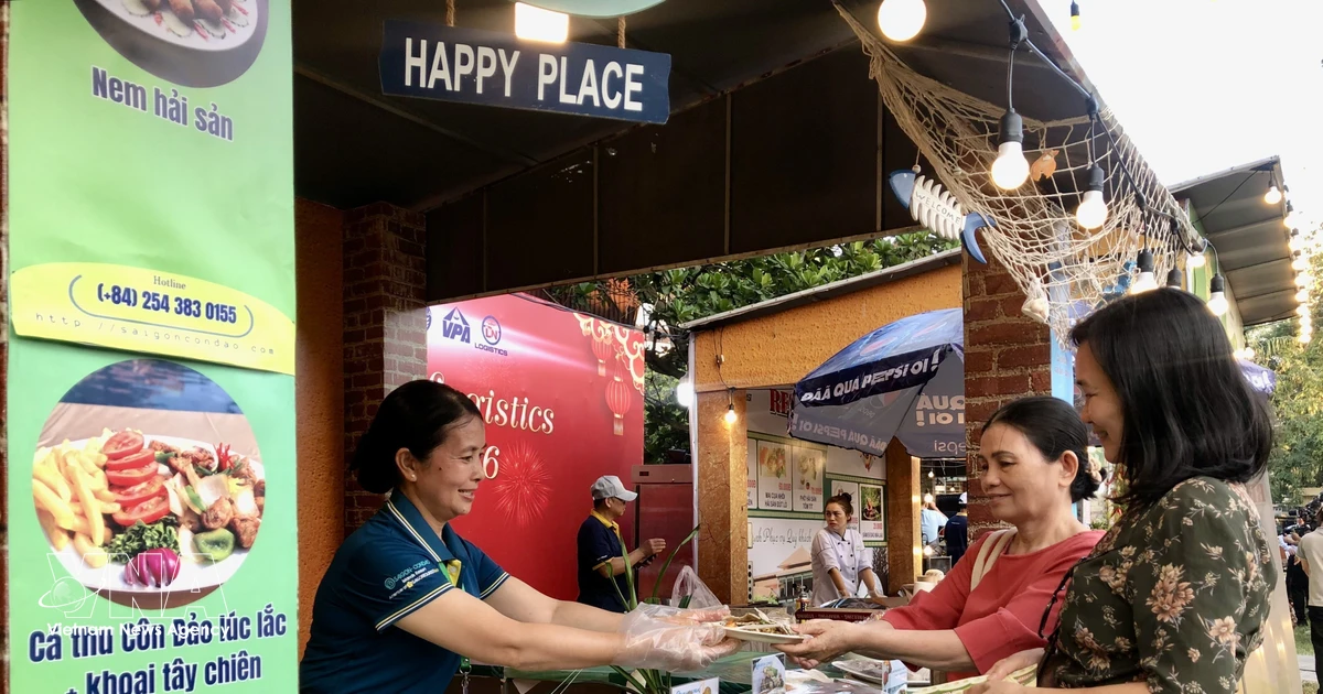 Vietnamese cuisine takes centre stage in global culinary showcase 1 vnanet le hoi van hoa am thuc e2809cket noi tinh hoa van hoa am thuc viet name2809d 8665058.jpg