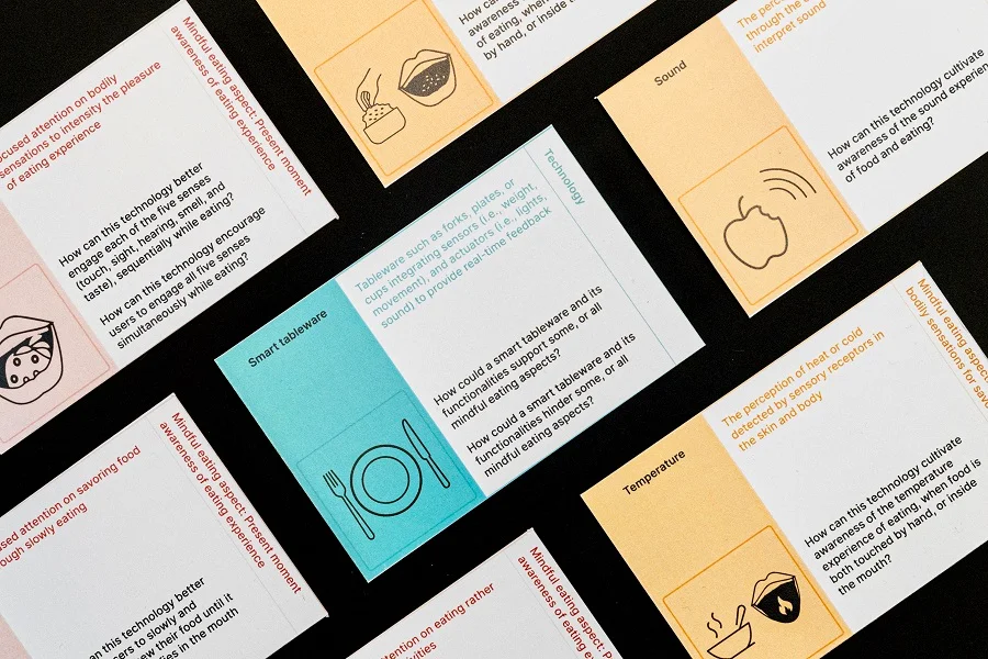 639131368354704553MEDEC CARDS2