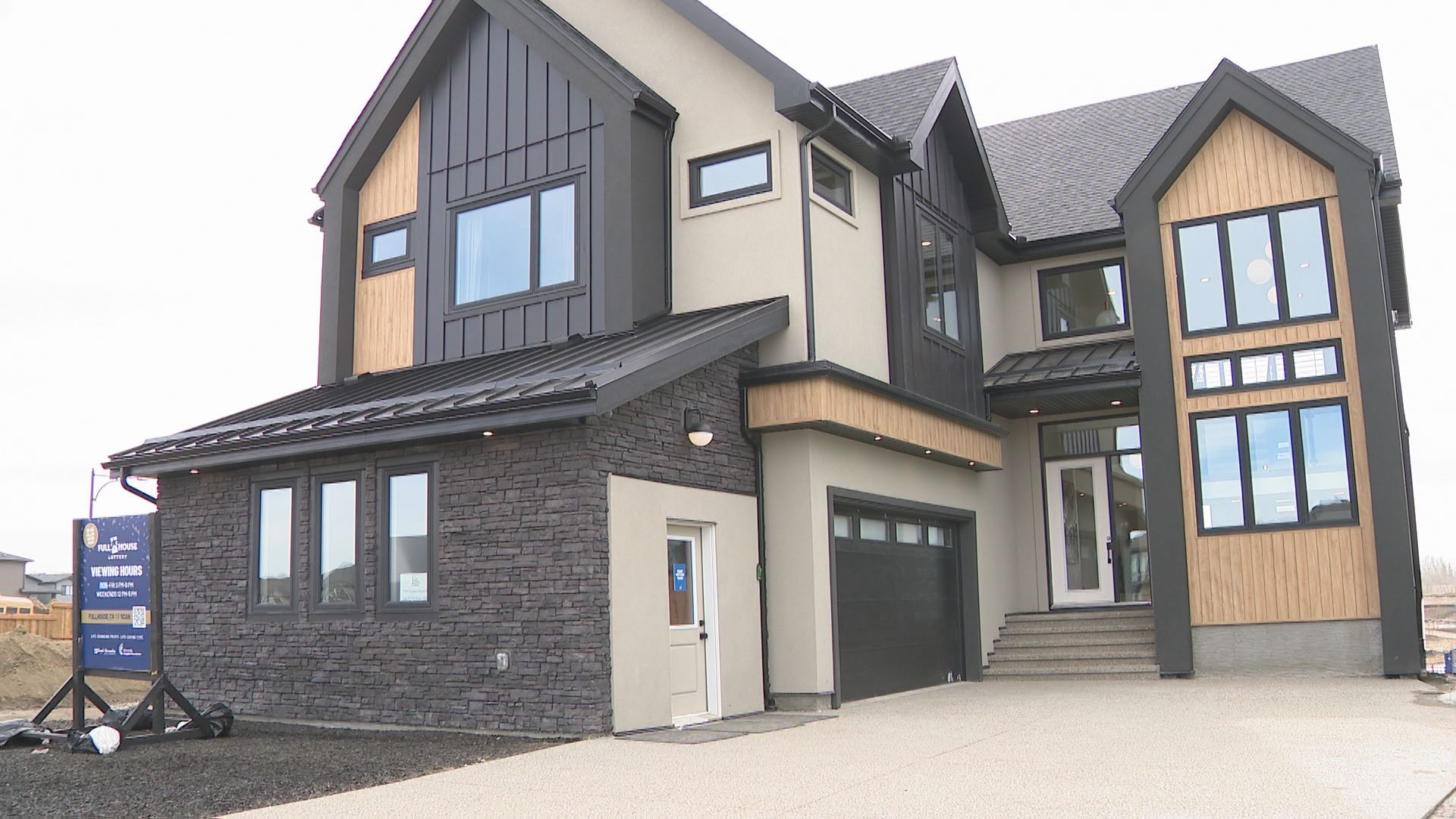 Edmonton man grateful for heart transplant, supported through hospital lottery program 2 FULL HOUSE LOTTERY SHOW HOME