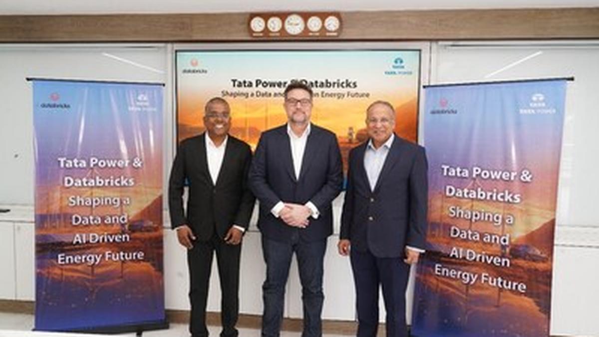 Left Kamalkanth Tummala Managing Director India Databricks Nick Eayrs VP Field