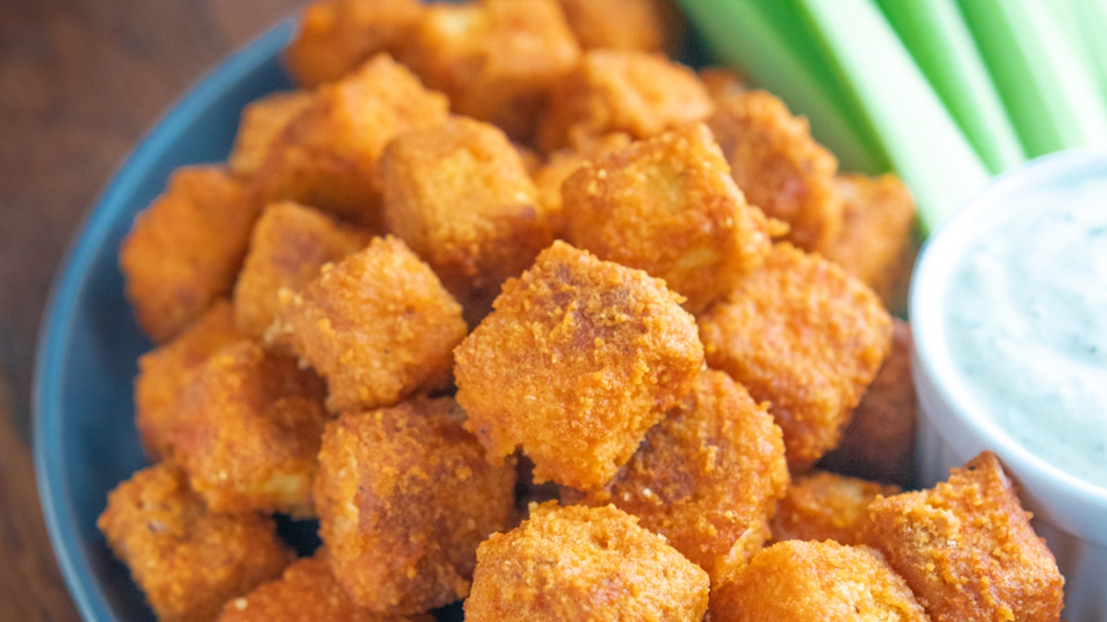 VegNews.BuffaloTofuFeature