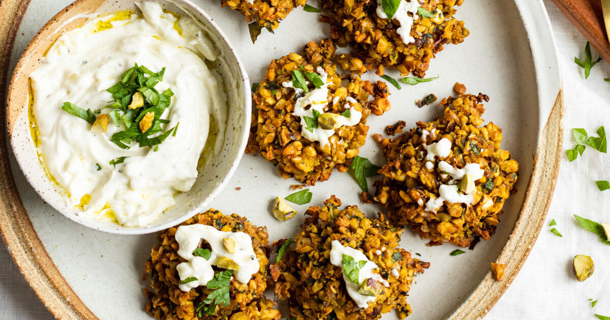 VegNews.PistachioFalafel
