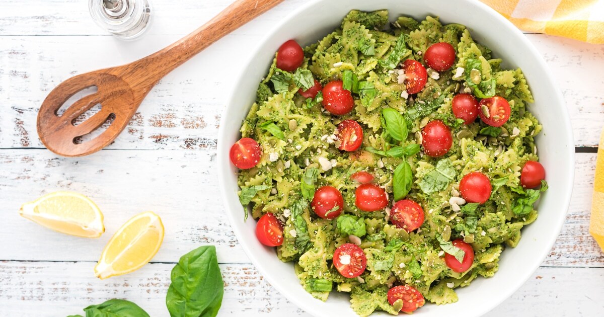 Lemony Pumpkin Seed Pesto Pasta 5 VegNews.PumpkinSeedPestoPasta