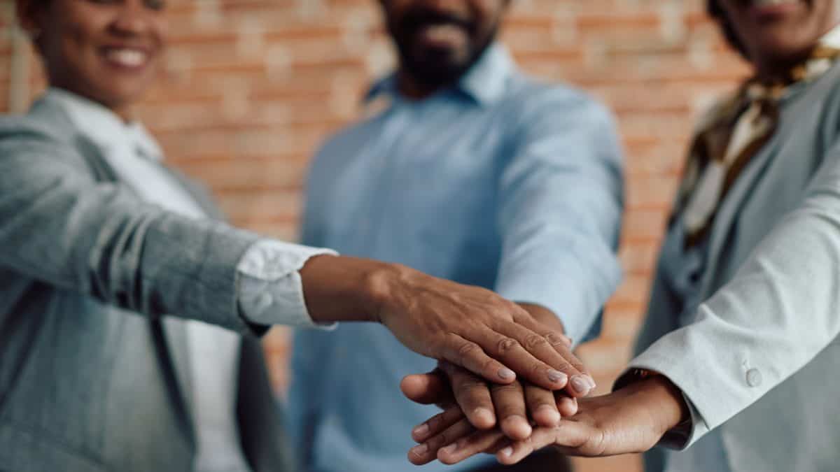 The reliable ASX dividend shares Id buy with $10,000 1 reliable 1200x675 1