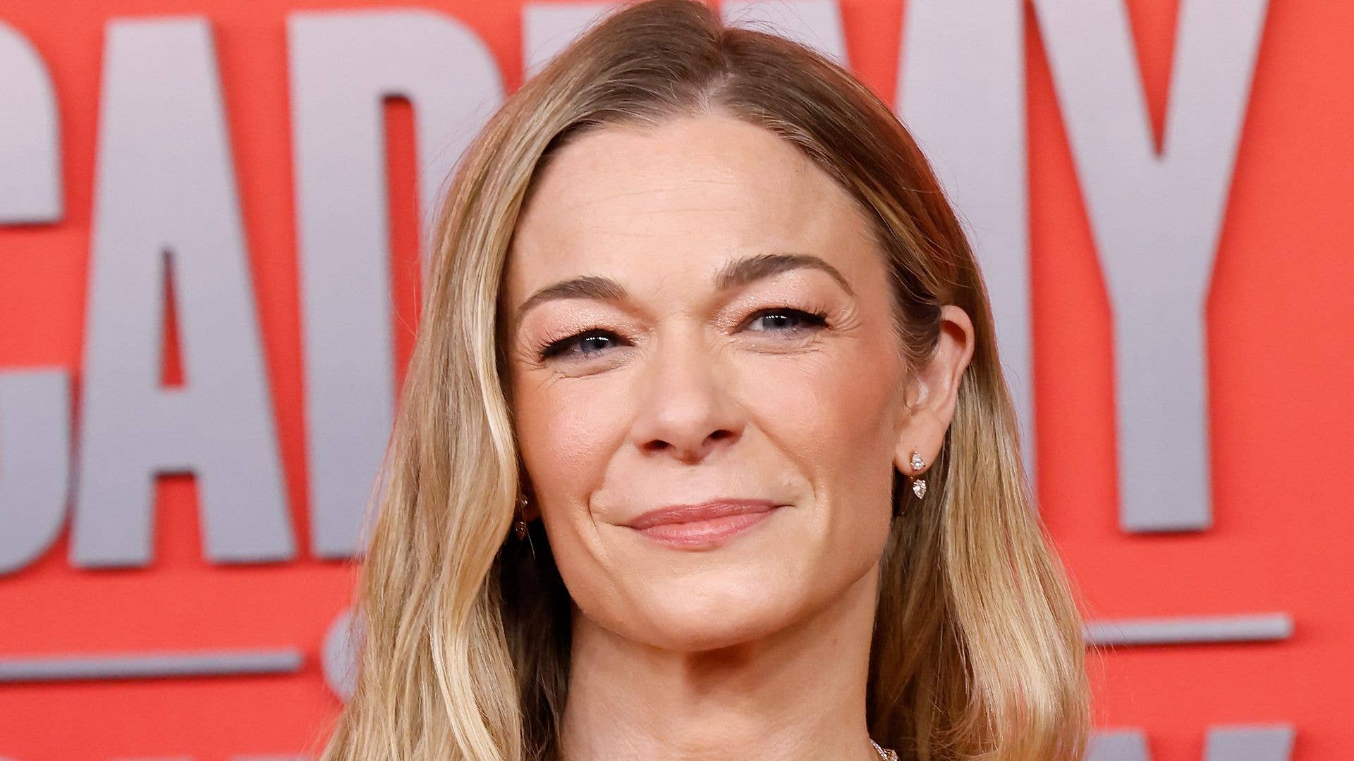 9a0e0f6f1802 leann rimes