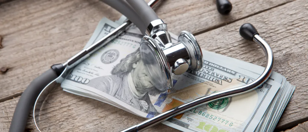 PROMO20HIRES20Health20 20Healthcare20Money20Stethoscope20Cash20 20iStock20 20Sensay.jpg