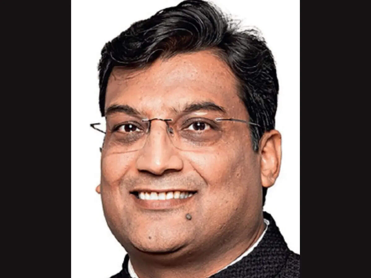disciplined investing delivered good results for us navneet munot hdfc mf ceo