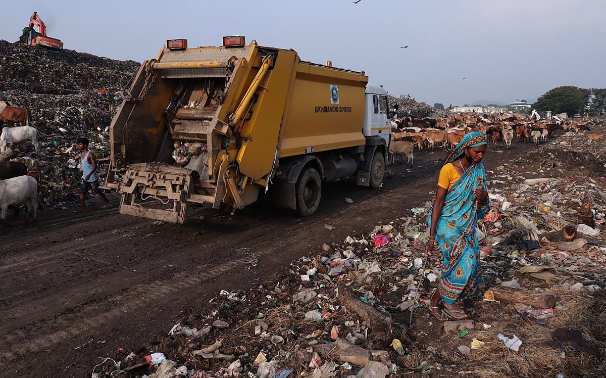 downtoearth2F2026 05 152Fwf5kgw5n2FWaste Collectors Guwahati